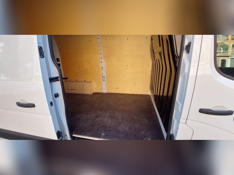 Renault Master 2.3 135CV foto 8
